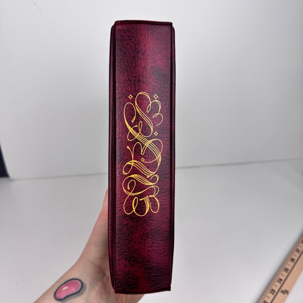 Vtg Rectangle Maroon Photo Album Gold Lettering Filigree Plastic Inserts READ - Picture 13 of 15